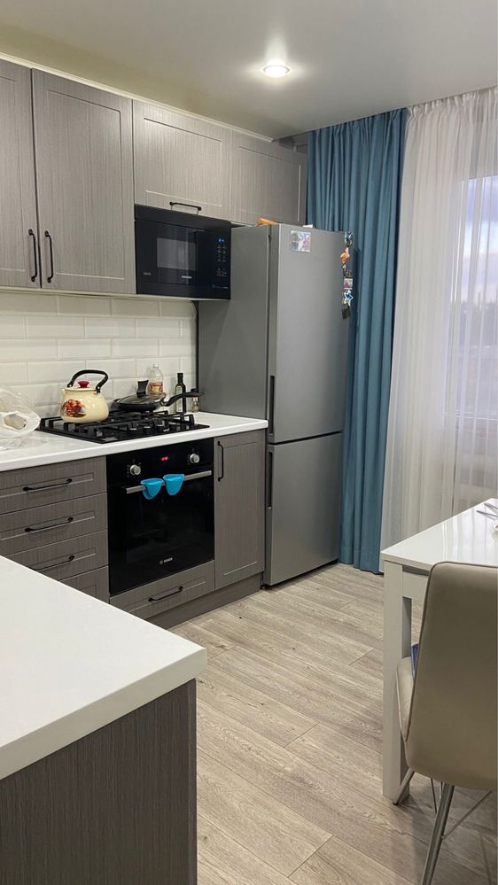 Продам квартиру 3х комнатную в Карьере. Макинск.