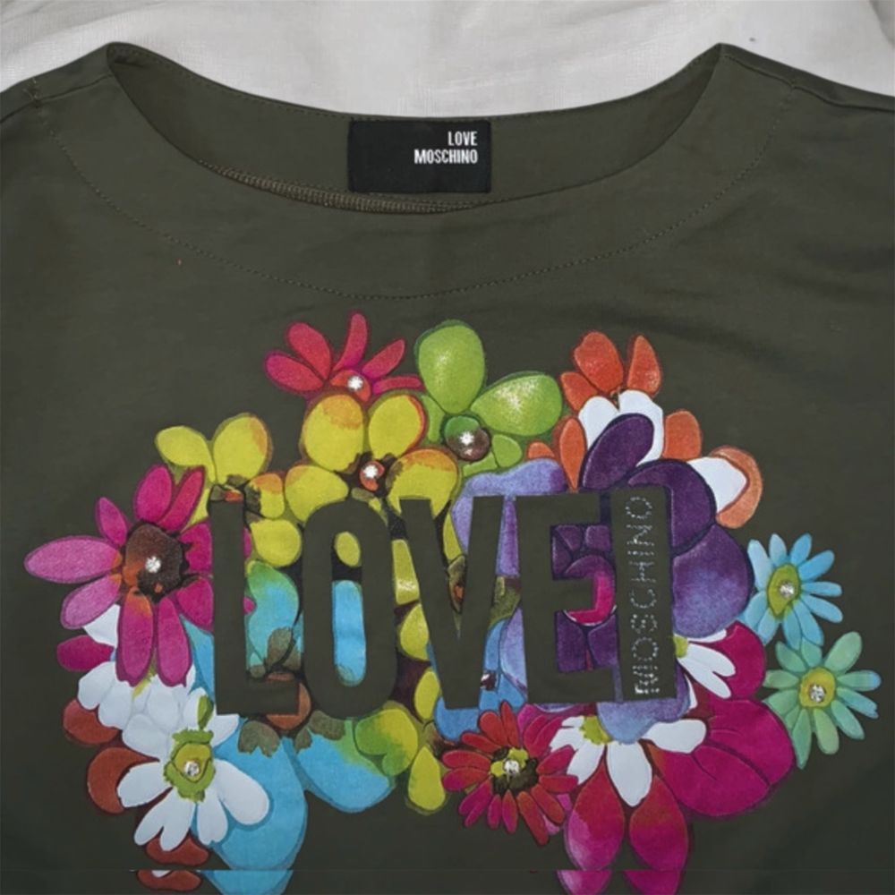Tricou crop top Moschino