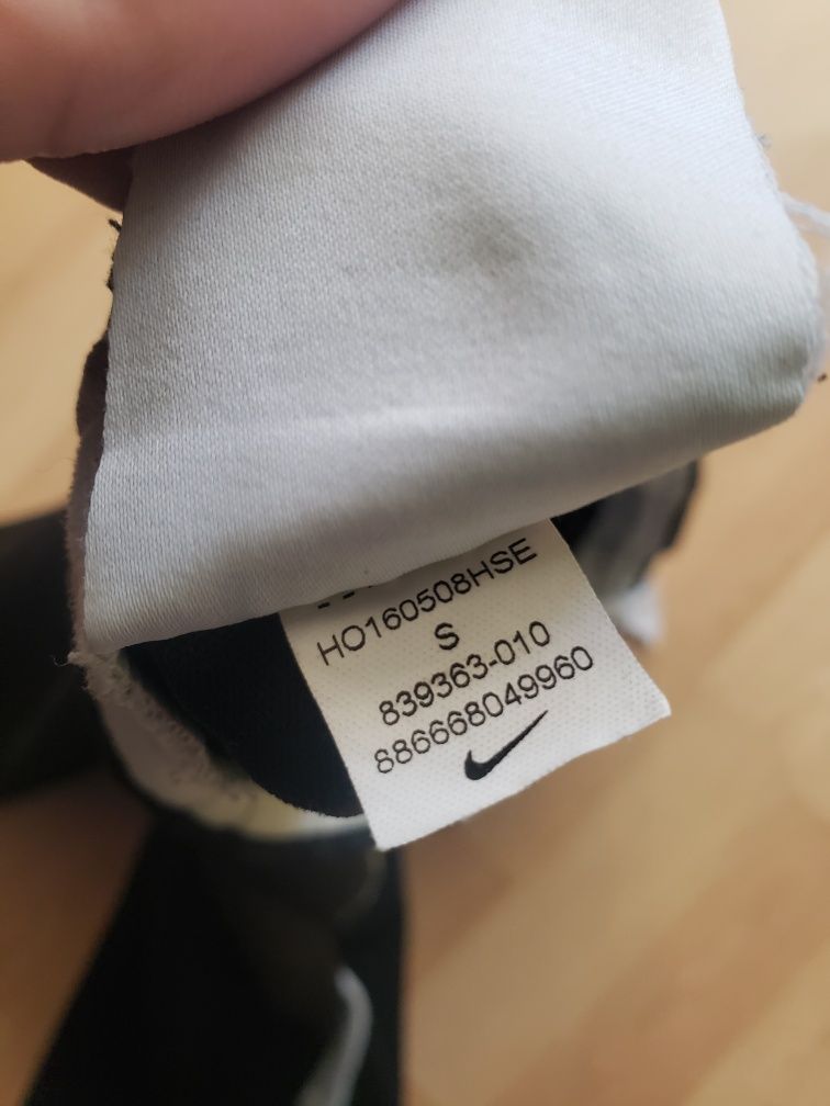 Оригинално долнище Nike Dri-Fit S