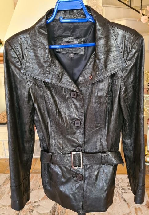 Дамско черно яке естествена кожа