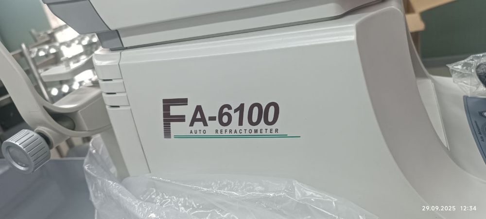 Продам авторефрактометр FA-6100