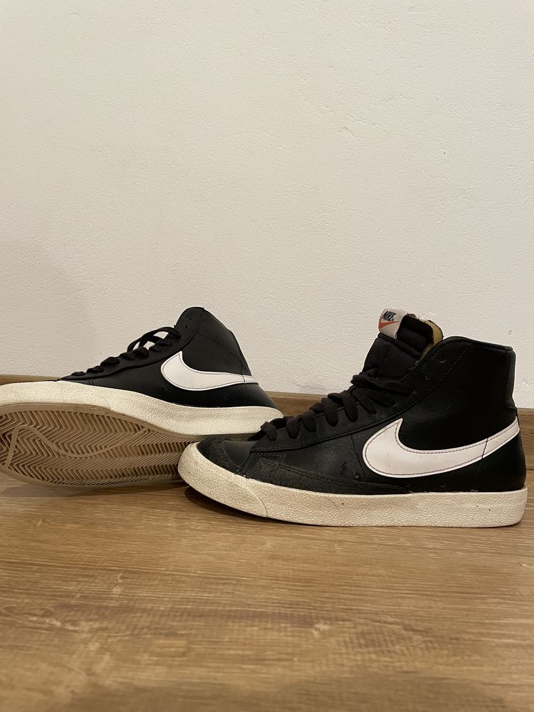 nike blazer mid 77