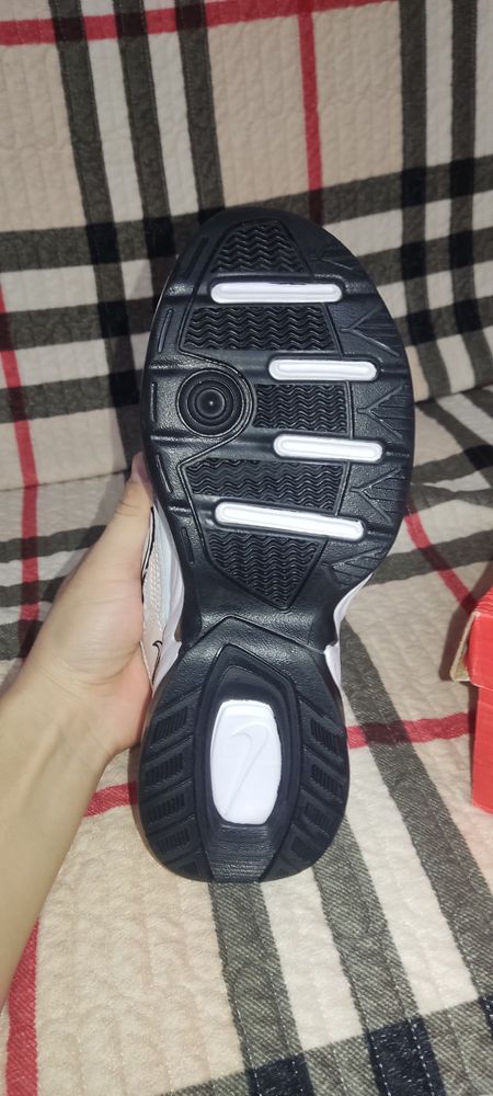 Кроссовки nike m2 tekno