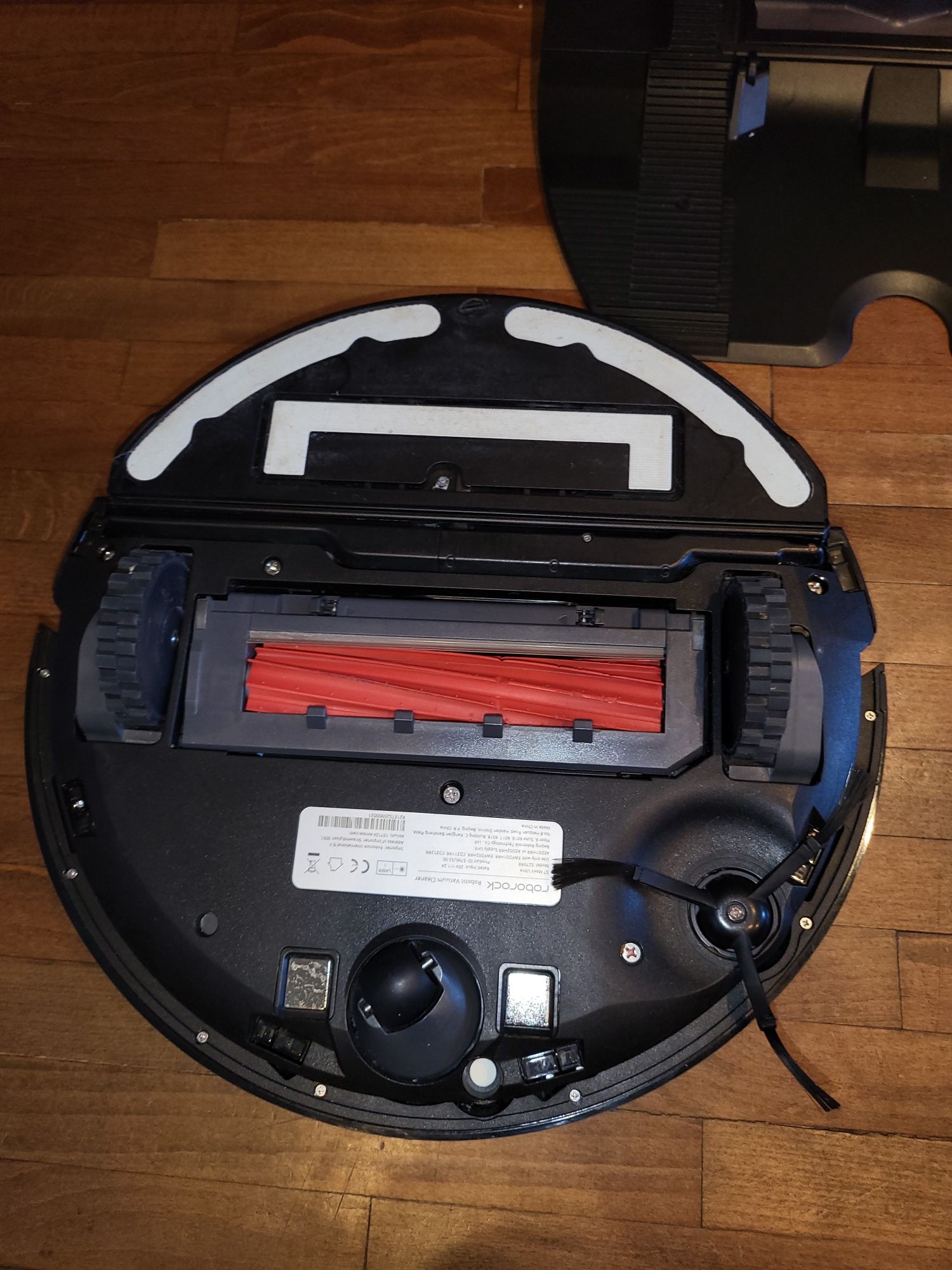 Roborock S7 MaxV Ultra Прахосмукачка робот със станция за почистване