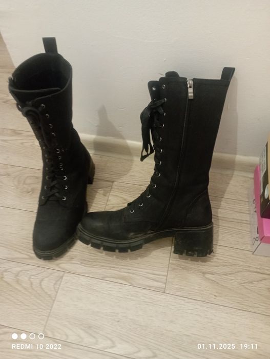 Продам осенний сапоги