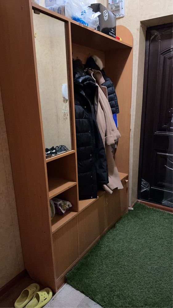 Шкаф, шифанер, прихожка