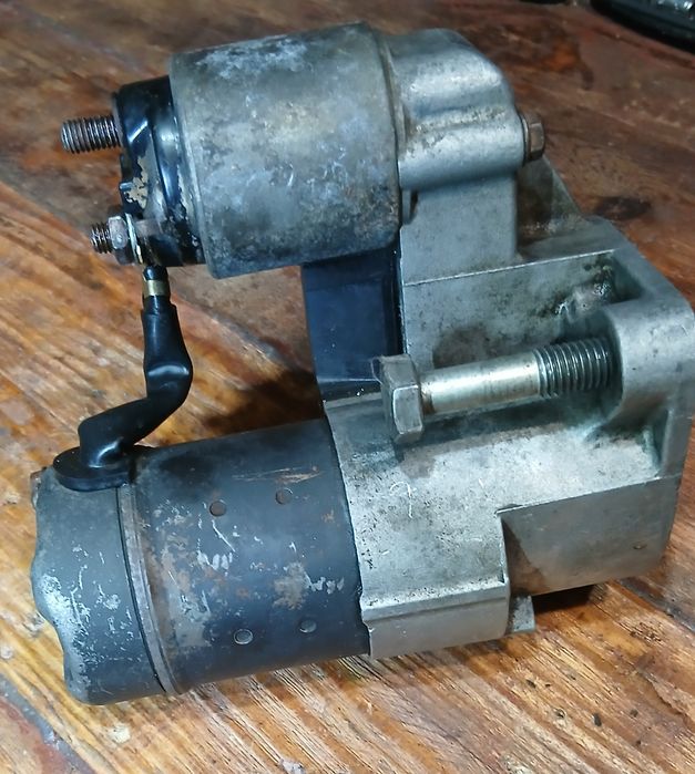 Стартер исузу isuzu свален от corsa b 1.7d