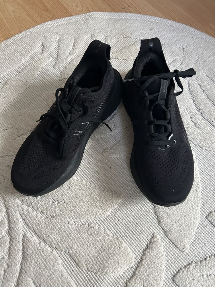 ASICS GEL- nimbus 26