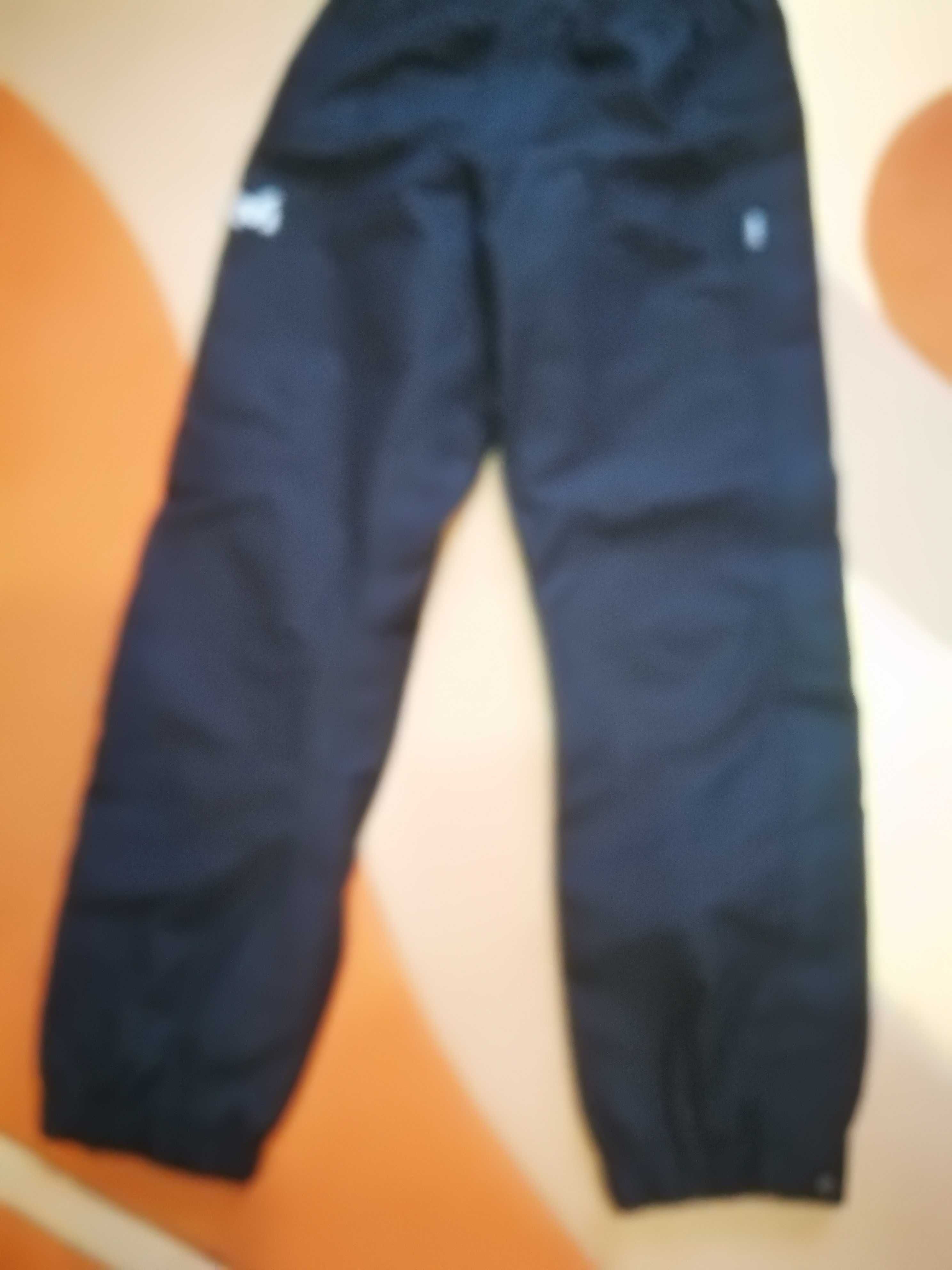 Millet.  Suprapantaloni millet goretex