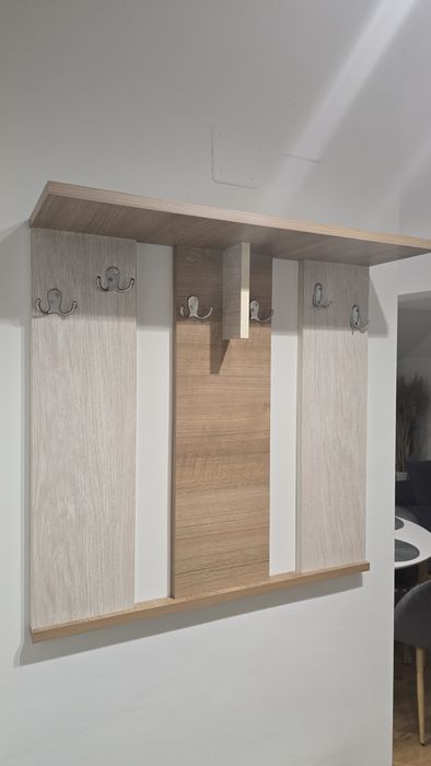 Cuier cu polita din PAL