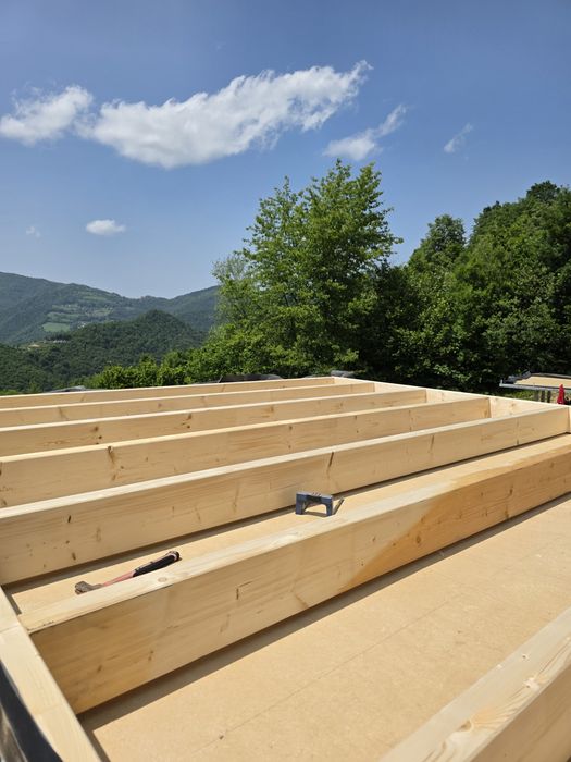 Case si cabane – case timber-frame, pergole, acoperișuri