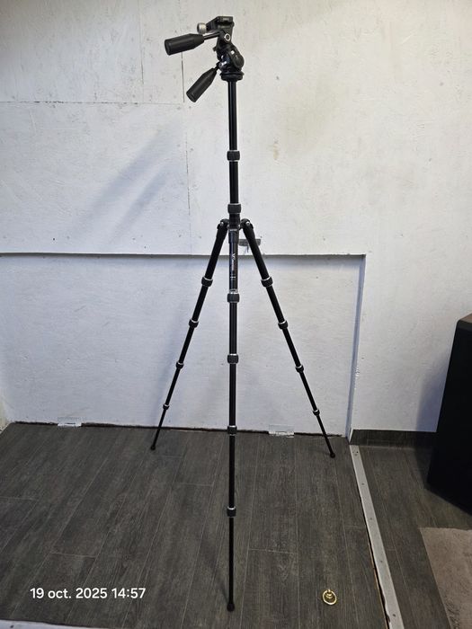 Trepied Weifeng si cap video Wanguard