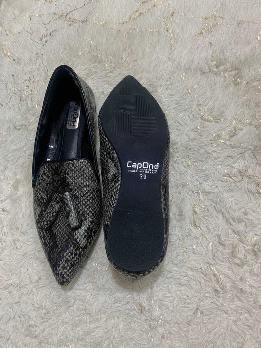 Женские туфли весна-осень . Под змею. размер 39. Турция