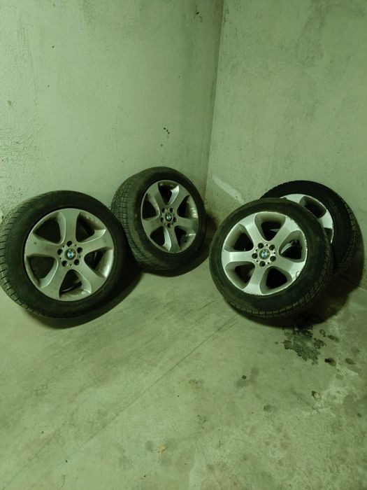 Джанти със зимни гуми за BMW X5 e53