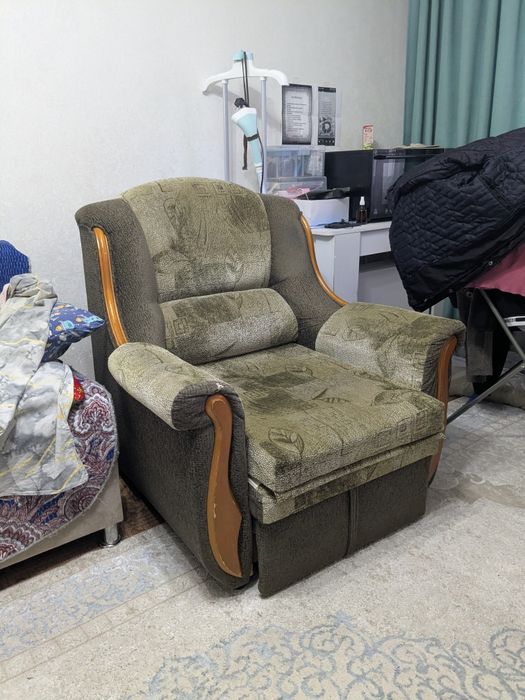 Продаётся кресло кровать.
