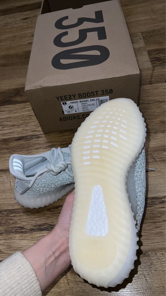 Yeezy  Boost 35 V2 Cloud Reflective