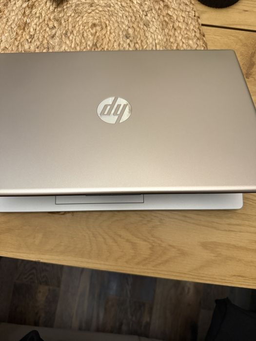 Vand laptop hp in stare nou nouta