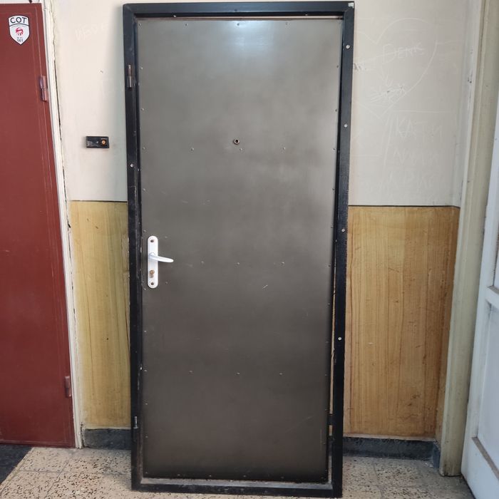 Метална врата метална врата