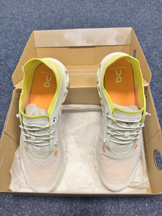 Pantofi sport pentru alergare ON Cloud 6 Coast, Masura 44.5, Albi