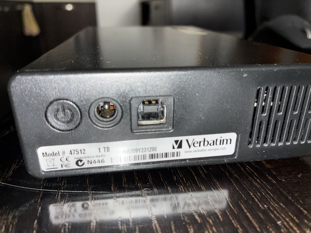 Външен хард диск Verbatium 1 TB