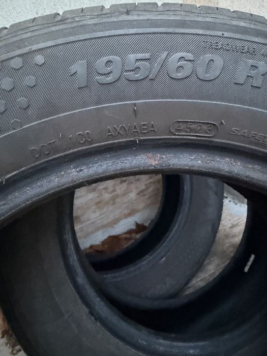 Летни гуми 195/60R15 88H-KU61 KUMHO ECOWING ES31 DOT4523 купени 2024 г