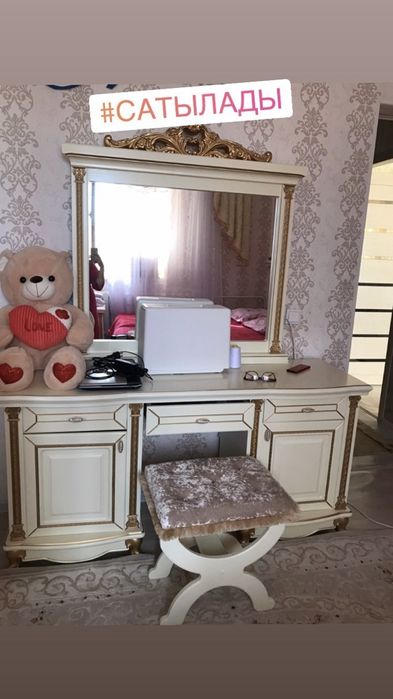 Комод стульчигімен