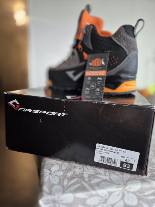 Bocanci de munte/Constructi nr 43