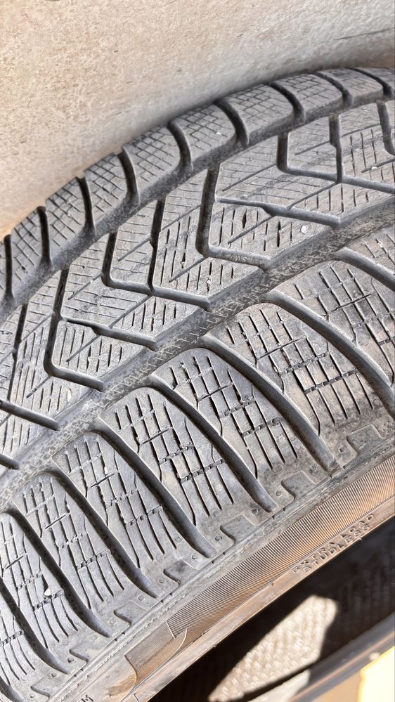 Зимни гуми Pirelli Scorpion 265/40 R22 106V