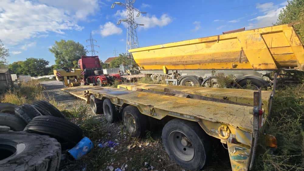 ANSAMBLU AGABARITIC ( Cap tractor+ Trailer)