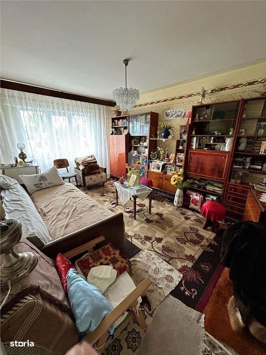 Confort 1 decomandat 50mp 2 cam etaj 2 zona Ciocarlia