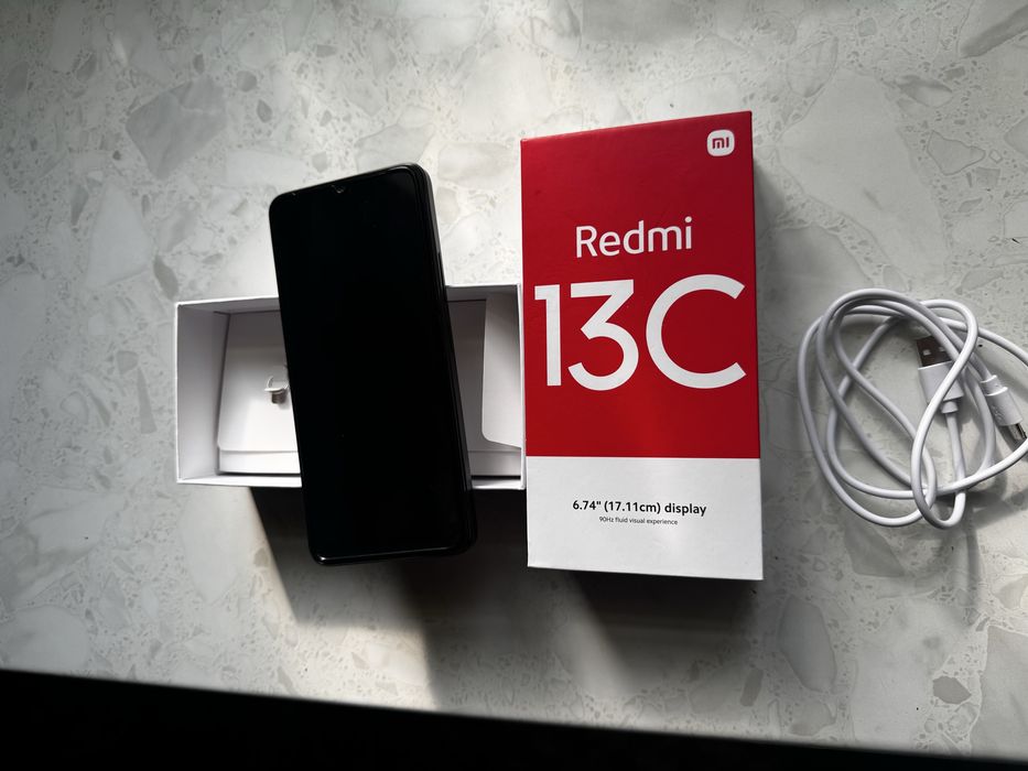 Смартфон Redmi 13c