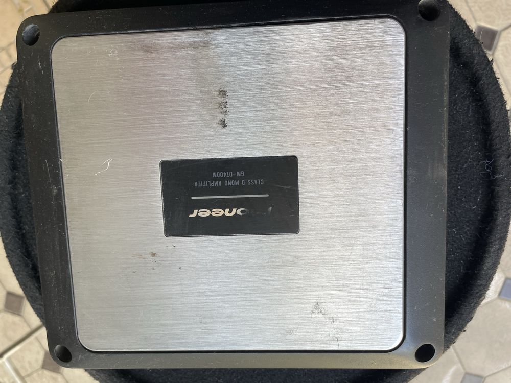 Сабвуфер JBL + моно усилитель