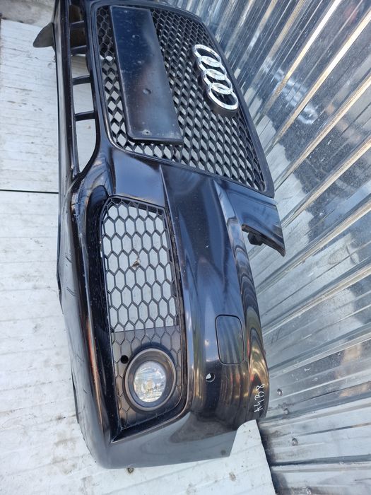 Bara fata complecta Audi A4 B8  cu loc spalatoare si senzori parcare