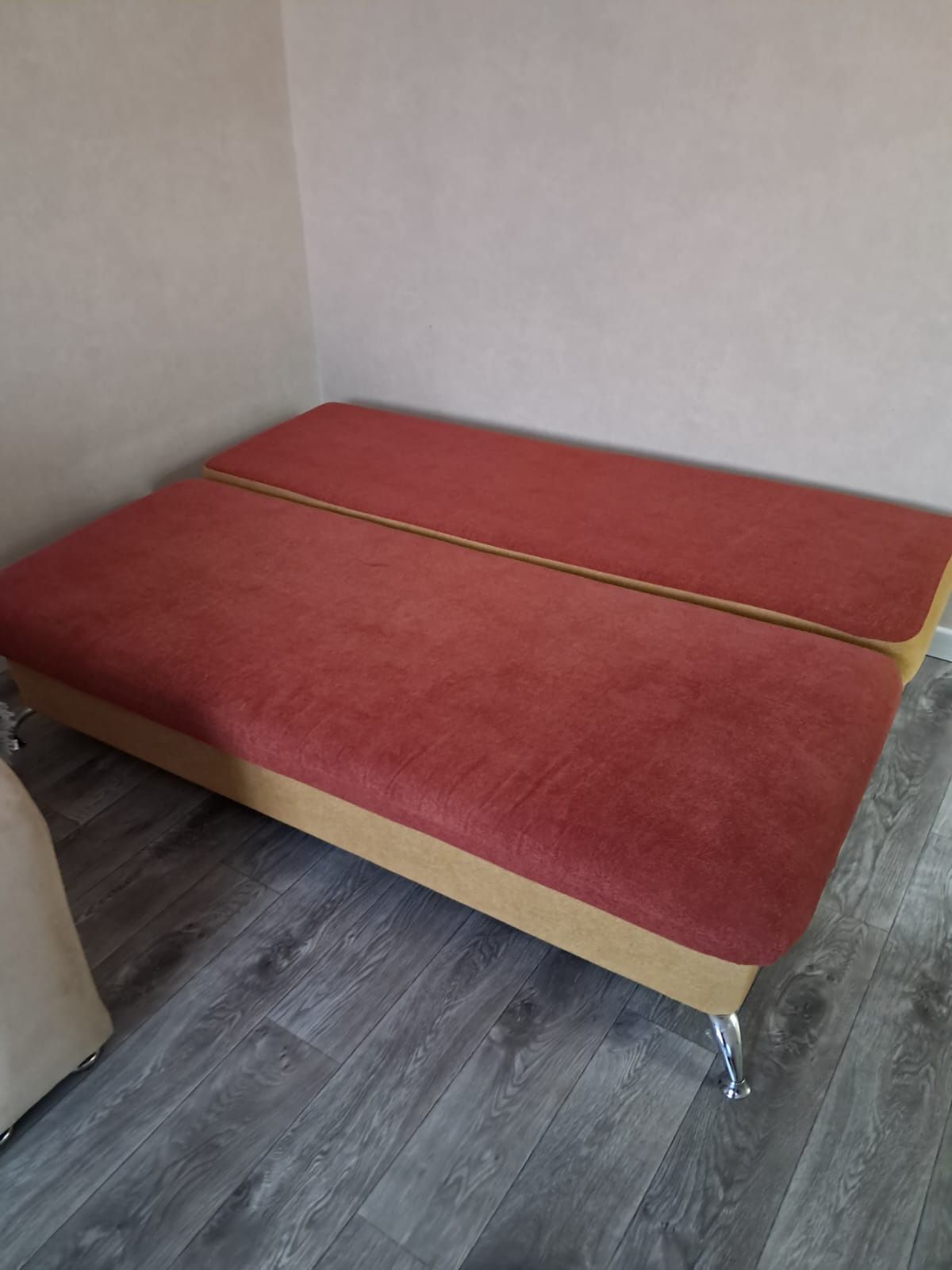 СРОЧНО продам диван