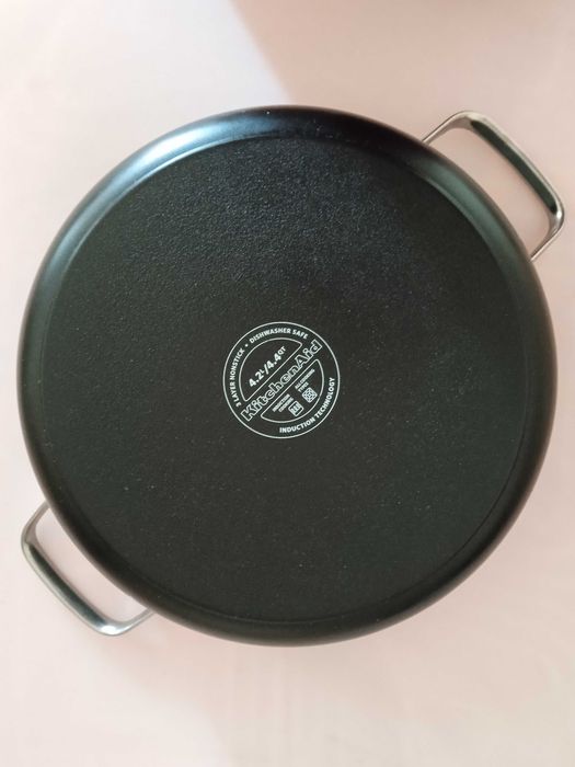 Тиган диаметър 28 см височина 7,3 см