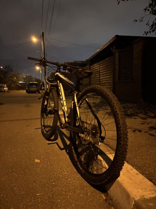 Bicicleta Scott Scale 740