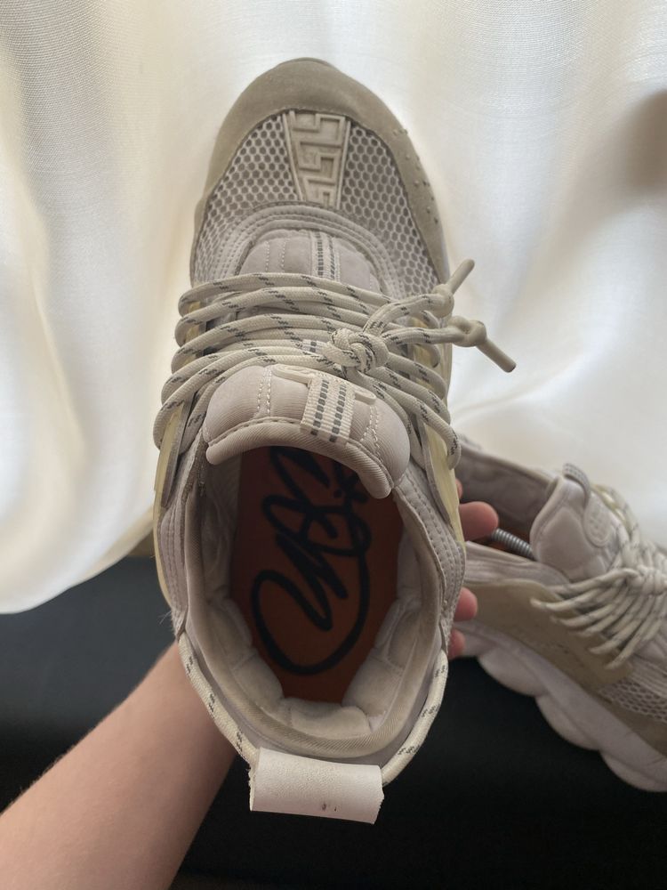 Versace Chain Reaction