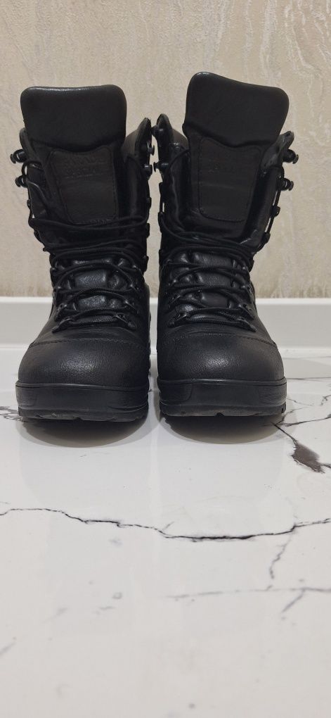 Берцы GORE-TEX FARADEI 38 размер.