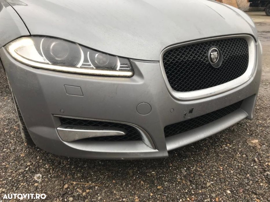 bara far aripa capota jaguar xf facelift dezmembrez jaguar xf 2.2