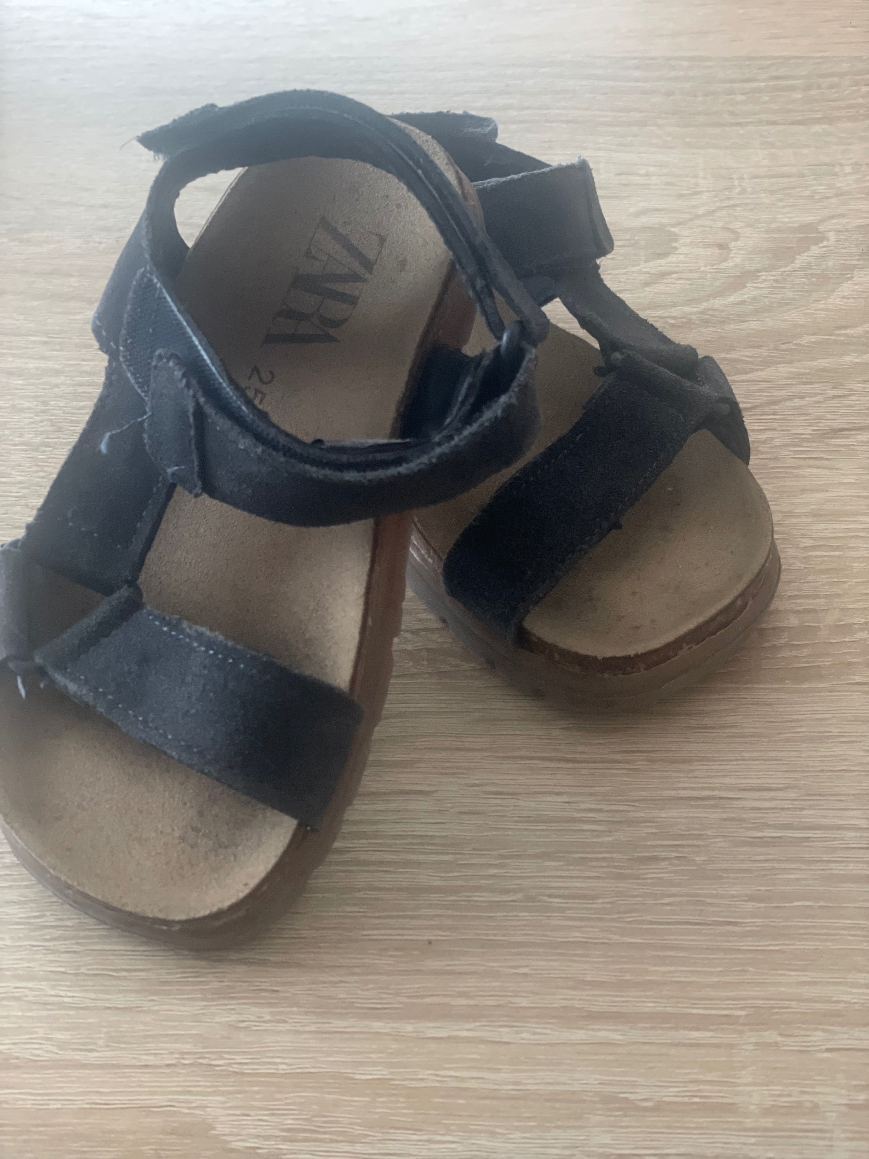 Детски сандали Zara