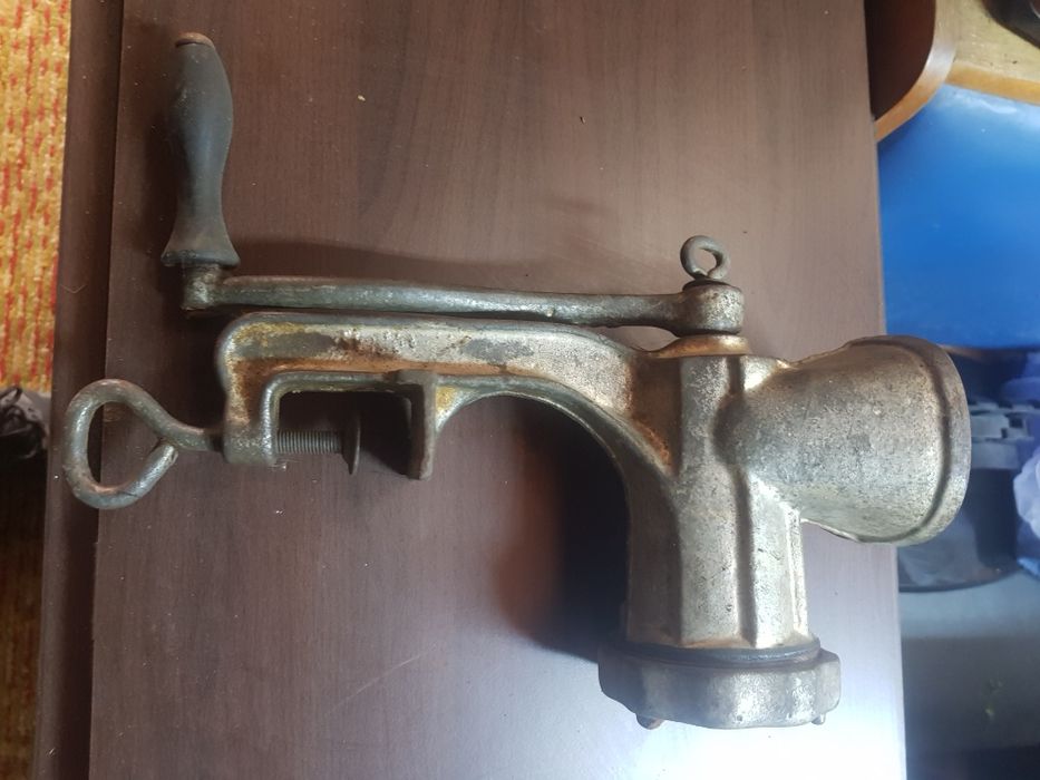 Vand masina de tocat nr.8 Flacara