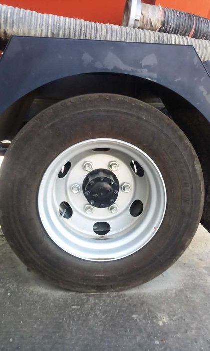 Isuzu Comfort NPR75L