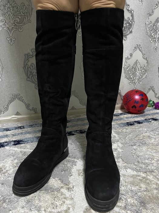 Продам зимнюю обувь