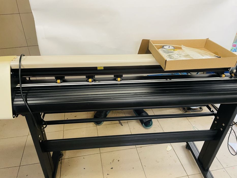 Cutter Plotter Redsail RS11200