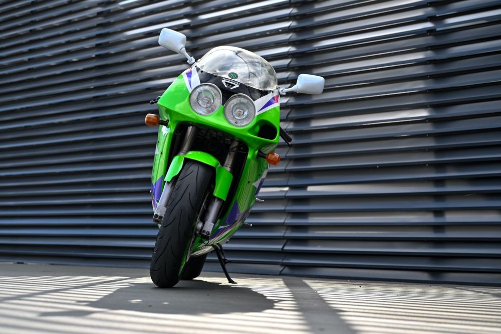Se vinde Kawasaki ZXR750 L3