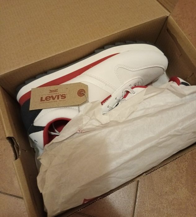 Levi's -Нови маратонки унисекс