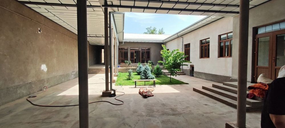 9,5-Соток. Дом. 6-Комн. Участок. Ункурган. Кибрай.