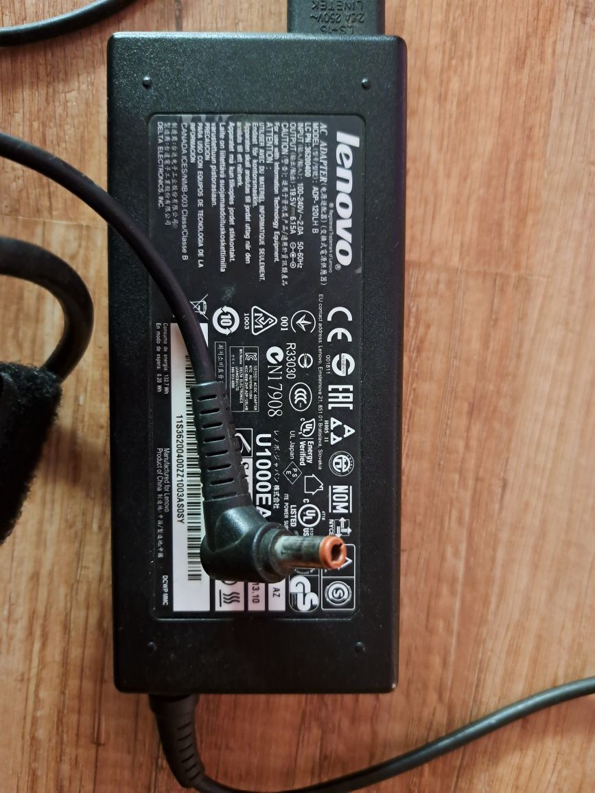 Incarcator laptop Lenovo Y510p