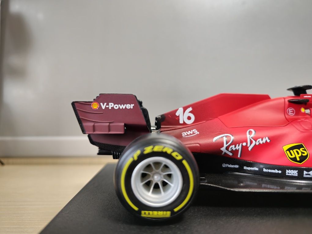 Ferrari SF21 1:18