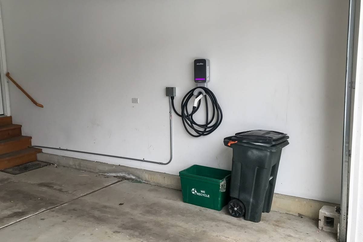 Instalez stații de încărcat mașini electrice /electrician autorizat